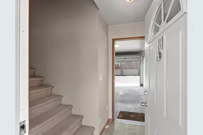 3319 N Casaloma Drive #81, Appleton, WI 54913 - Photo 4