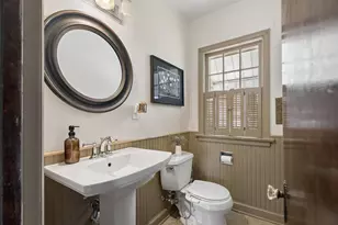 1823 Hubbard St, Oshkosh, WI 54902 - Photo 10