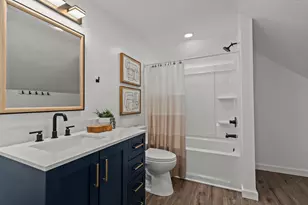 1532 W Bent Ave, Oshkosh, WI 54901 - Photo 54
