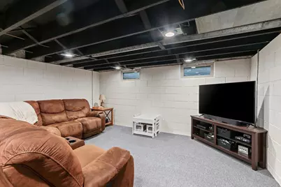 1940 Newberry Avenue, Green Bay, WI 54302 - Photo 8