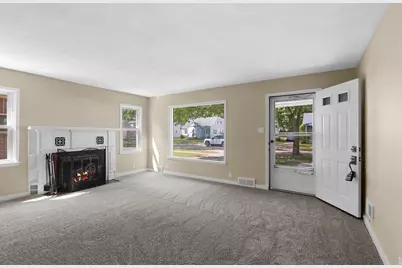 1139 14th Avenue, Green Bay, WI 54304 - Photo 6