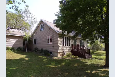332 W Madison Street, Wautoma, WI 54982 - Photo 2