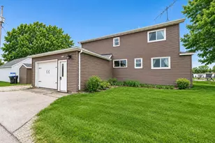 3904 Sand Bay Point Rd, Sturgeon Bay, WI 54235 - Photo 24