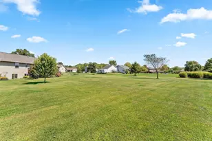 5056 Snapdragon Cir, Little Suamico, WI 54141 - Photo 56