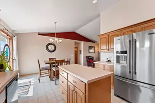 5056 Snapdragon Cir, Little Suamico, WI 54141 - Photo 12