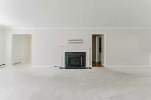 1655 Arizona St, Oshkosh, WI 54902 - Photo 6