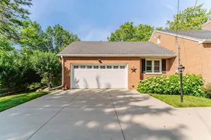 1655 Arizona St, Oshkosh, WI 54902 - Photo 32