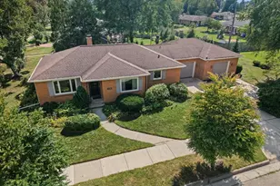 1862 Melon Ave, Green Bay, WI 54302 - Photo 1