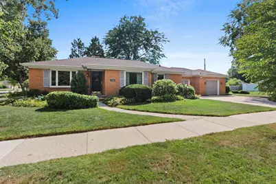 1862 Melon Avenue, Green Bay, WI 54302 - Photo 2