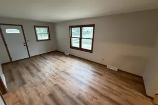 269 E Moore St, Berlin, WI 54923 - Photo 2