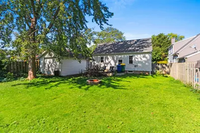 124 N Oneida Street, Green Bay, WI 54303 - Photo 8