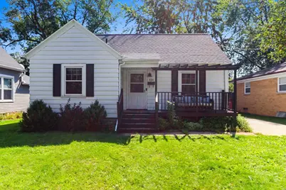 124 N Oneida Street, Green Bay, WI 54303 - Photo 2