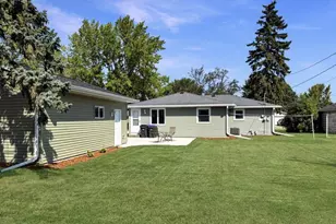 208 State St, Neenah, WI 54956 - Photo 20