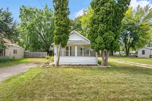 1837 Plymouth St, Oshkosh, WI 54901 - Photo 1
