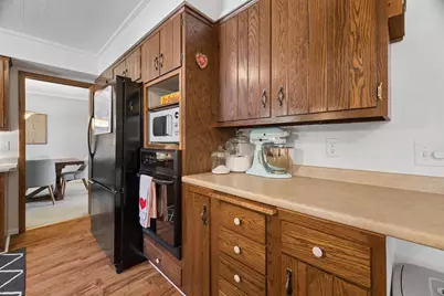 742 Mequon Avenue, Fond du Lac, WI 54935 - Photo 12