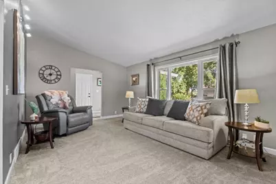 5771 St Ives Road, Oshkosh, WI 54904 - Photo 12