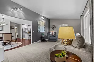 5771 St Ives Rd, Oshkosh, WI 54904 - Photo 10