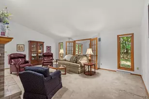 1145 Shaggy Bark Dr, Neenah, WI 54956 - Photo 18