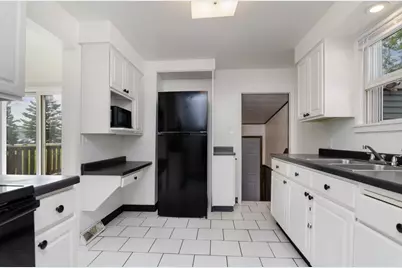 408 Oak Street, Green Bay, WI 54304 - Photo 12