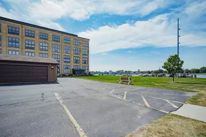 1545 Arboretum Drive #310, Oshkosh, WI 54901 - Photo 18