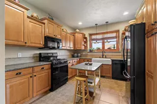 2993 Georgetown Pl, Menasha, WI 54952 - Photo 10
