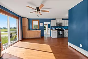 1372 Phillips Rd, Green Bay, WI 54311 - Photo 14