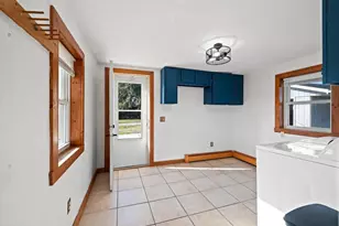 1372 Phillips Rd, Green Bay, WI 54311 - Photo 10
