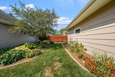 1229 Western Street, Oshkosh, WI 54901 - Photo 30