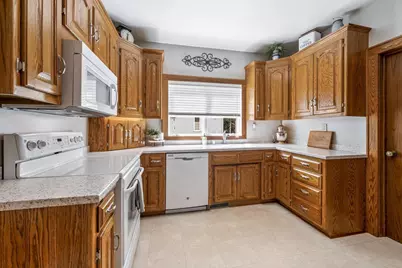 1229 Western Street, Oshkosh, WI 54901 - Photo 10