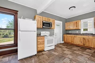 1103 Cherry Street, Oshkosh, WI 54901 - Photo 12