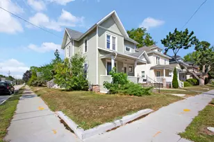 1103 Cherry St, Oshkosh, WI 54901 - Photo 2