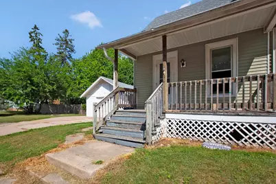 1103 Cherry Street, Oshkosh, WI 54901 - Photo 4