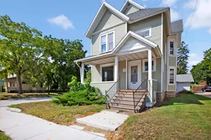 1103 Cherry St, Oshkosh, WI 54901 - Photo 1