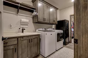 885 Cygnet Ct, Menasha, WI 54952 - Photo 20