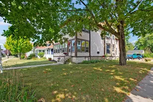 330 E Irving Ave, Oshkosh, WI 54901 - Photo 2