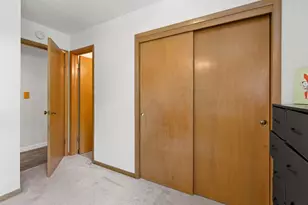 1324 Bismarck Ave, Oshkosh, WI 54902 - Photo 12