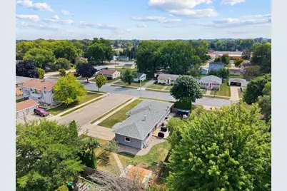 1324 Bismarck Avenue, Oshkosh, WI 54902 - Photo 40