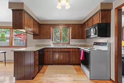 2697 Indian Hill Drive, Green Bay, WI 54313 - Photo 16