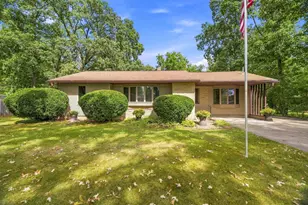 2878 Witzel Ave, Oshkosh, WI 54904 - Photo 1