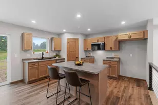 1824 Southland Ln, New London, WI 54961 - Photo 16