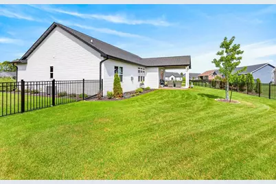 2149 Caroline Court, Neenah, WI 54956 - Photo 46