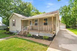 117 W Custer Ave, Oshkosh, WI 54901 - Photo 2