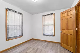 117 W Custer Ave, Oshkosh, WI 54901 - Photo 22