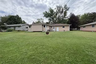309 N Humphrey Cir, Shawano, WI 54166 - Photo 2