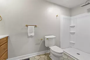379 Naymut St, Menasha, WI 54952 - Photo 20