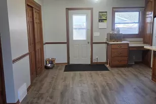 239 W Water St, Brillion, WI 54110 - Photo 6