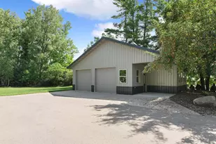 610 N Main St, Oconto Falls, WI 54154 - Photo 20