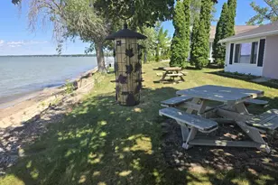 121 Sun N Surf Dr, Luxemburg, WI 54217 - Photo 16