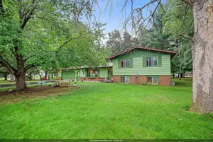 104 Crestwood Ct, Shawano, WI 54166 - Photo 1