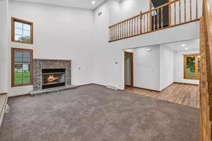 1200 County Rd V, Fond du Lac, WI 54935 - Photo 4